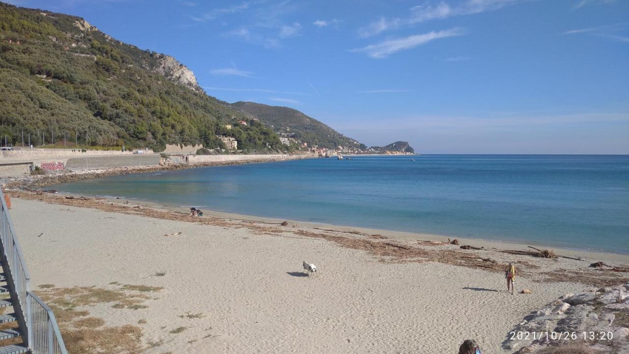Casa Mariuccia A Due Passi Dal Mare Apartment Finale Ligure Luaran gambar