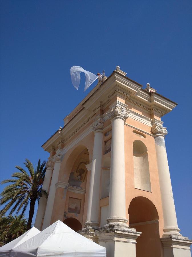 Casa Mariuccia A Due Passi Dal Mare Apartment Finale Ligure Luaran gambar