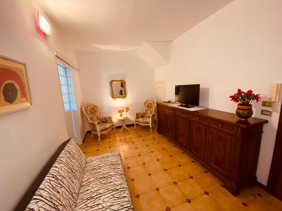 Casa Mariuccia A Due Passi Dal Mare Apartment Finale Ligure Luaran gambar