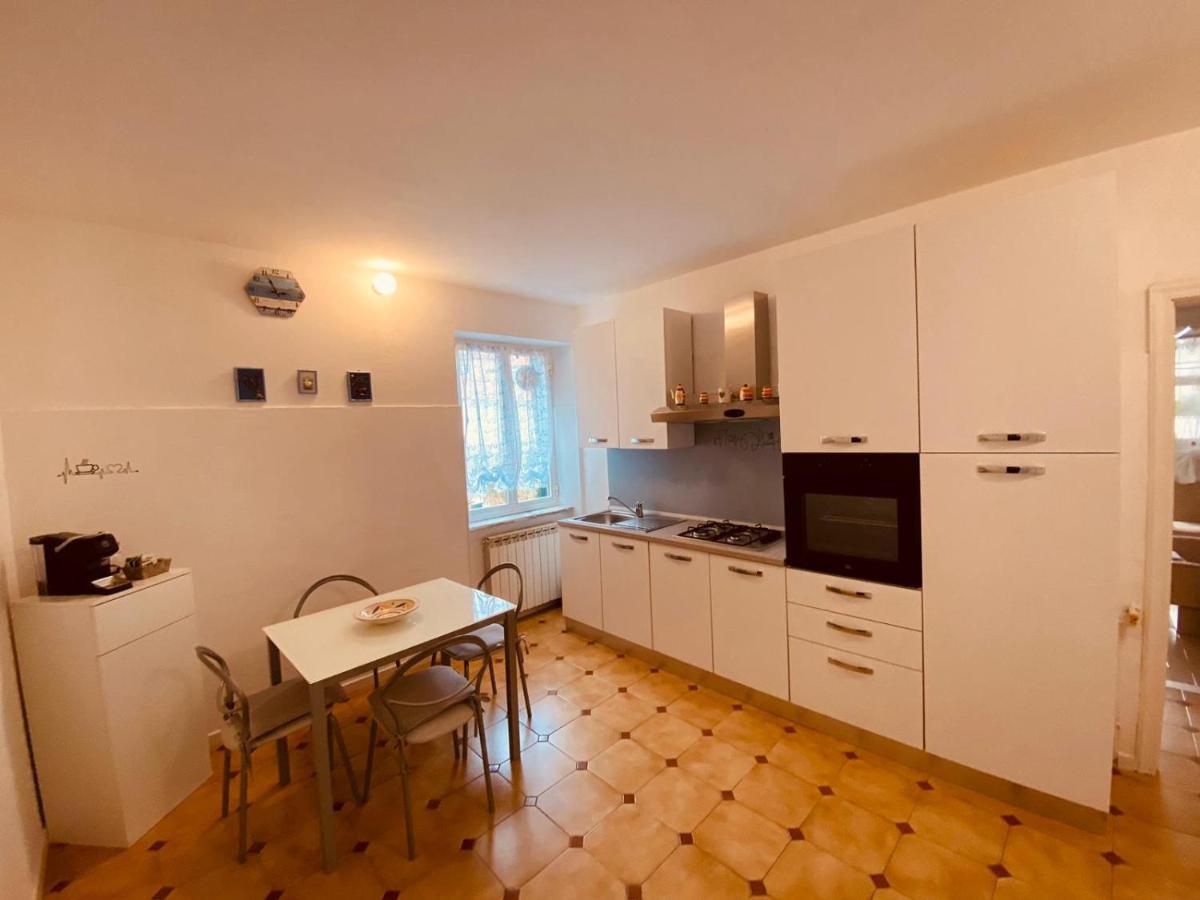 Casa Mariuccia A Due Passi Dal Mare Apartment Finale Ligure Luaran gambar